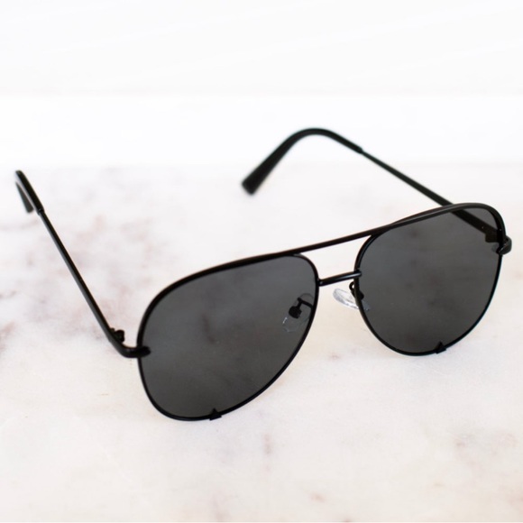 Aviator Frame Sunglasses - Picture 2 of 2